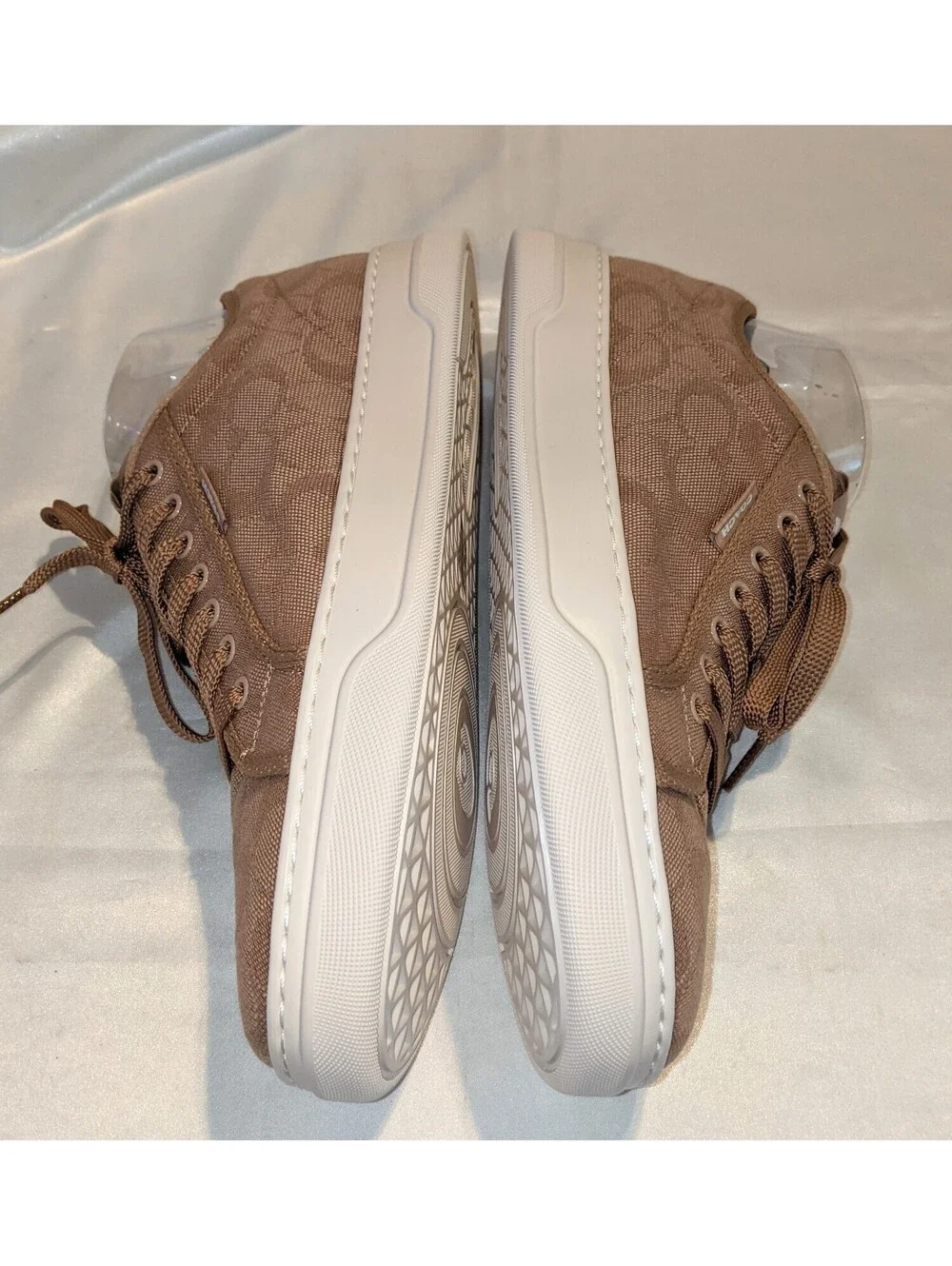 COACH Women's Tan Signature Jacquard Canvas Sneakers Low-Top CCN48 Size 11 B